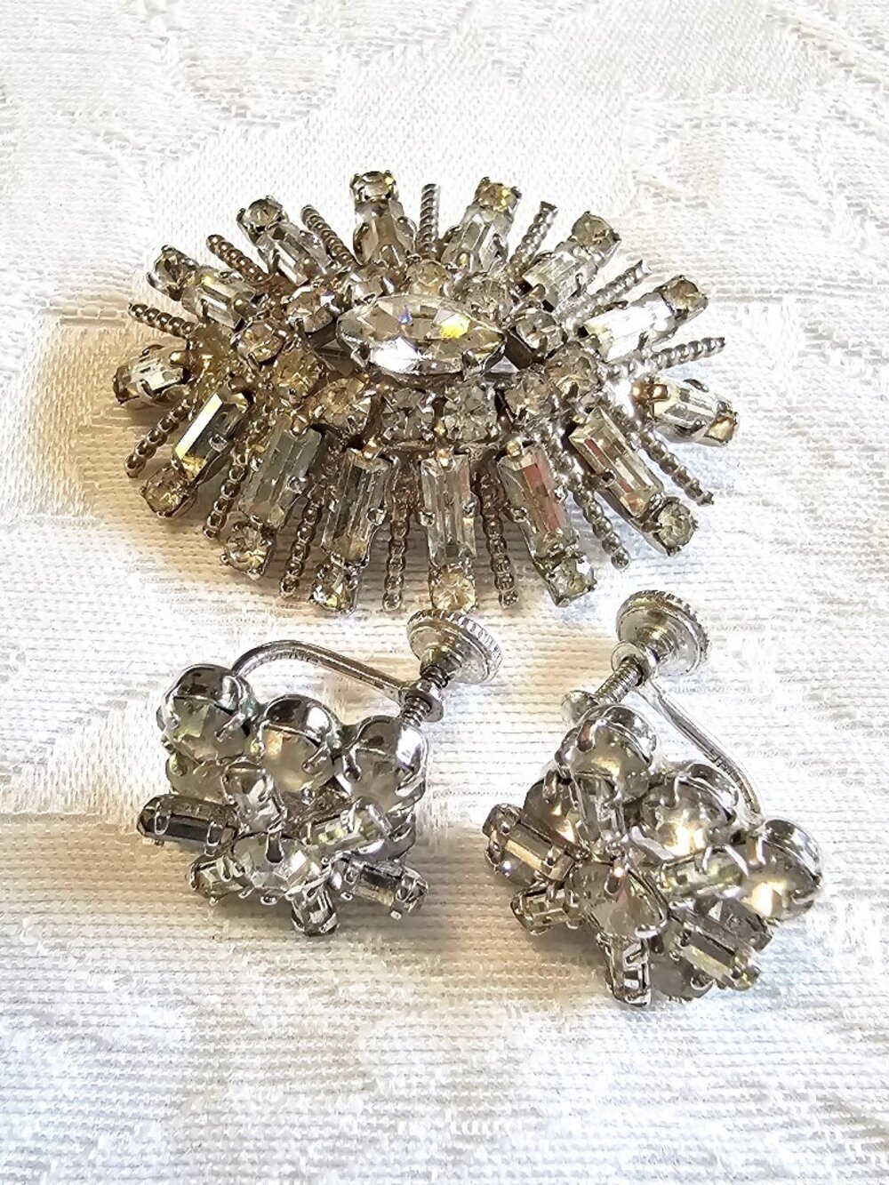 Vintage Rhinestone brooch and earrings